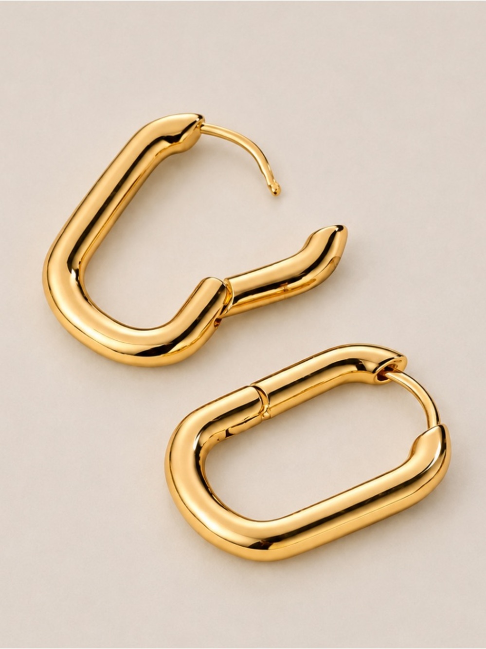 Polished Gold Chunky Oval Hoop Earrings